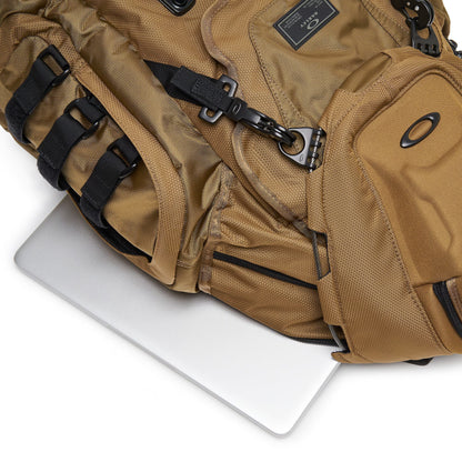Oakley Kitchen Sink Σακίδιο Πλάτης 34L Total Coyote