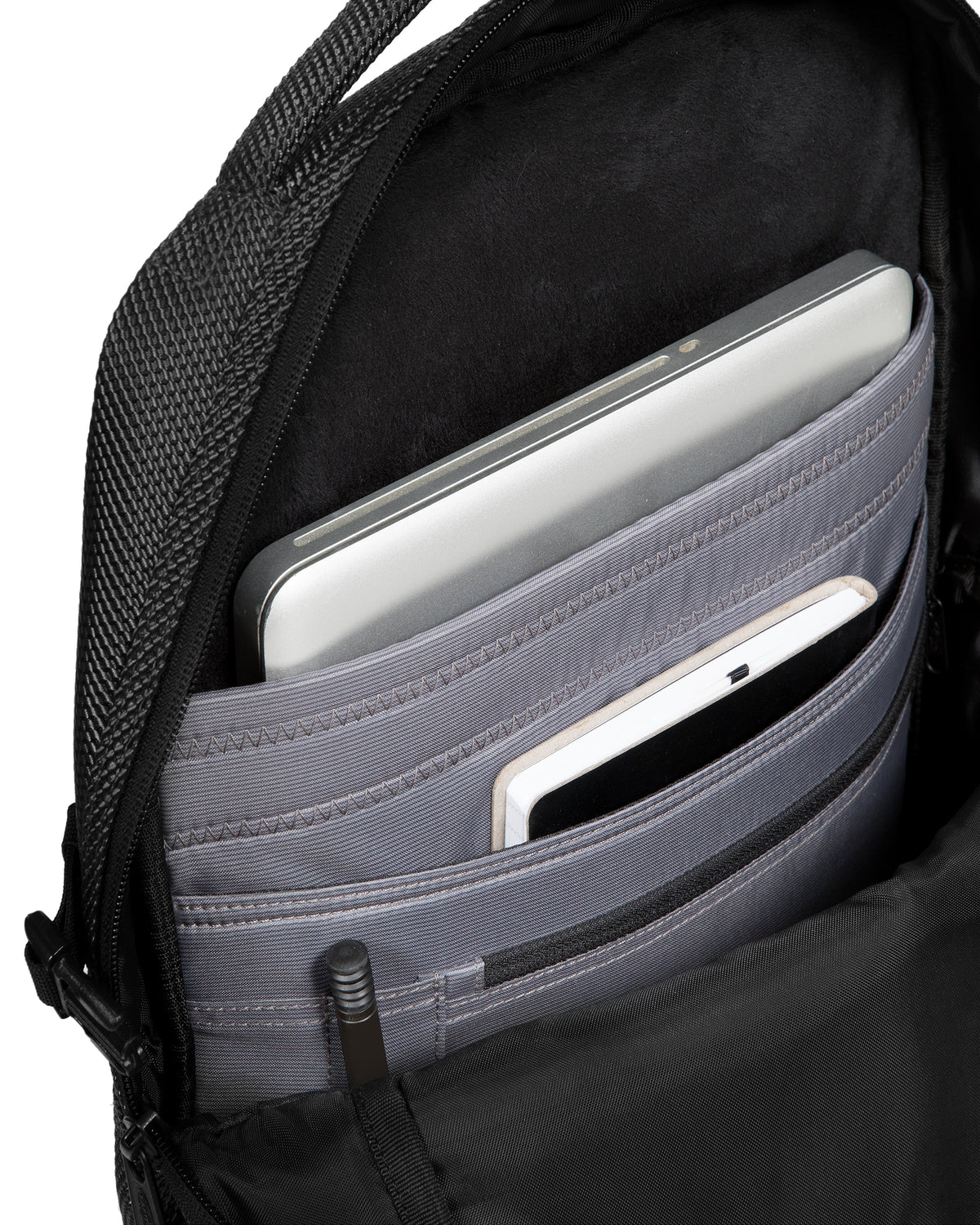 Eastpak Tecum CNNCT Σακίδιο Laptop Μαύρο